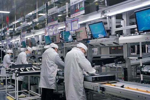 在這些工廠、農(nóng)田、服務(wù)區(qū)，看見智能中國(guó)的草蛇灰線